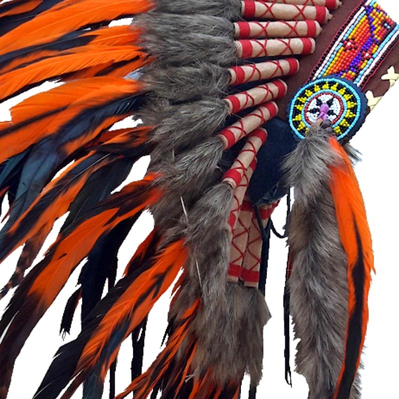 Copricapo indiano con fiamma arancione