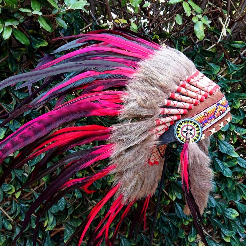 Copricapo indiano rosa