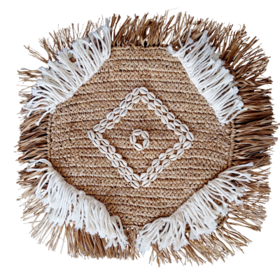 Funda de Cojín "Shelly" en Rafia, Macramé y Conchas 40x40 cm