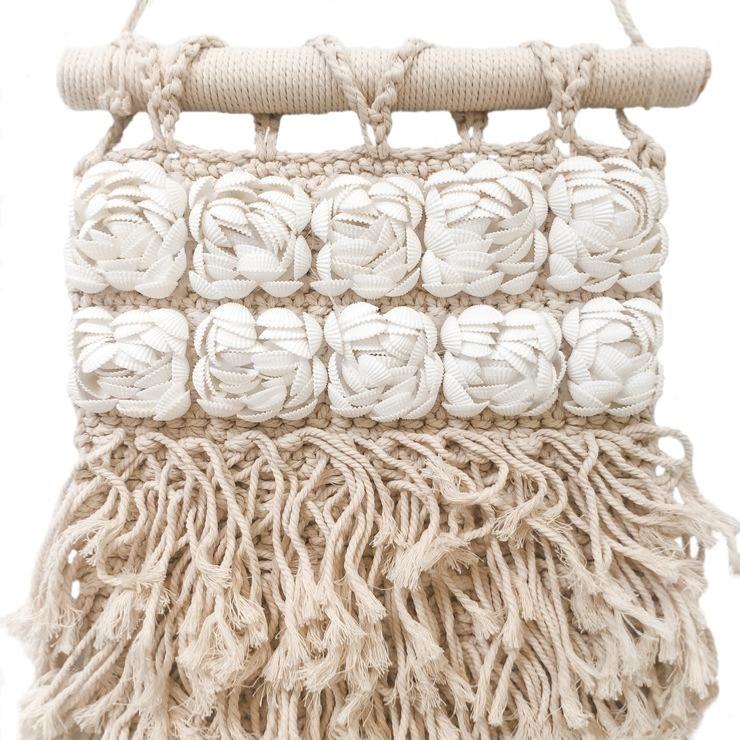 Boho Makramee Wanddekoration mit großen Muscheln