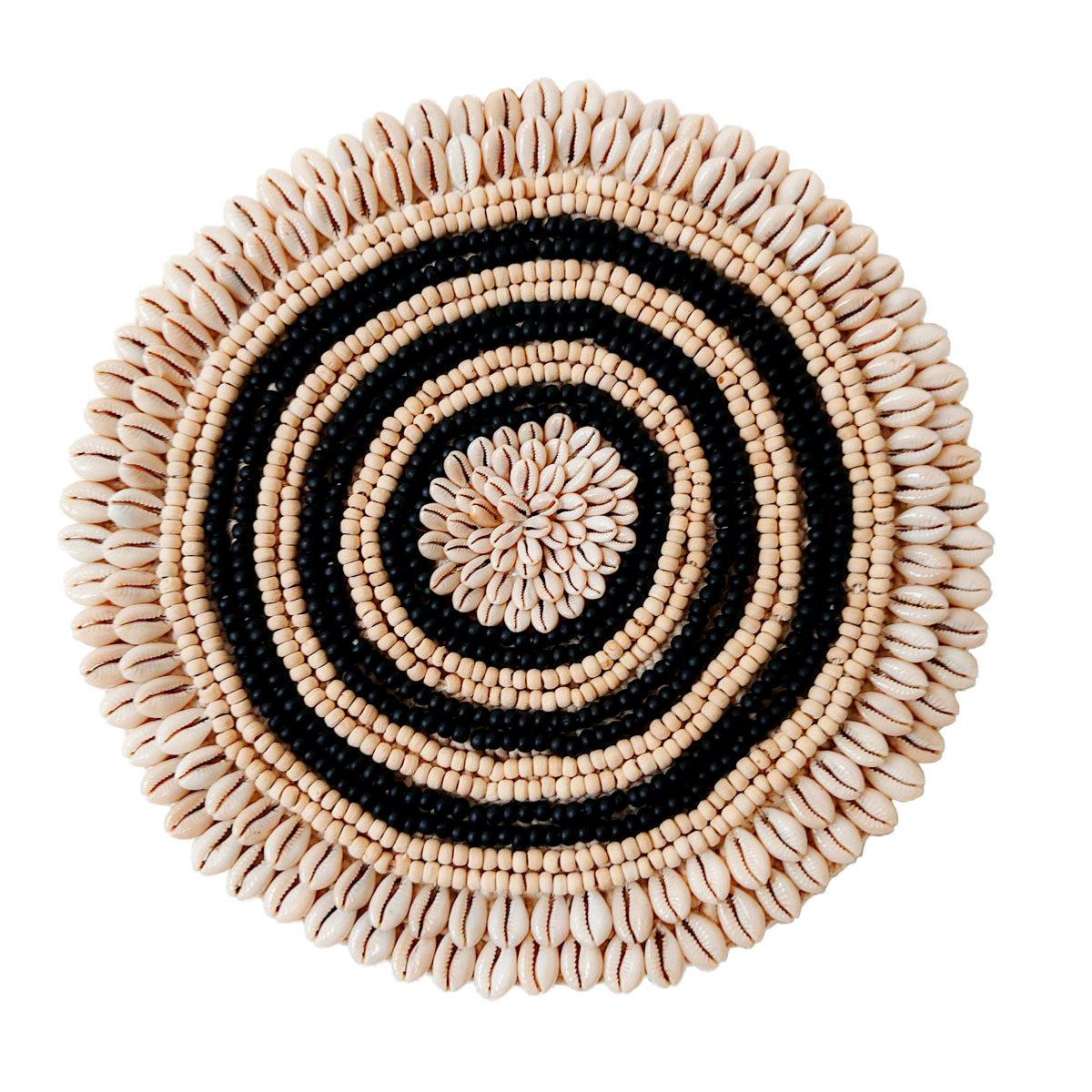 Wanddekoration aus Makramee und Muscheln, D 30cm