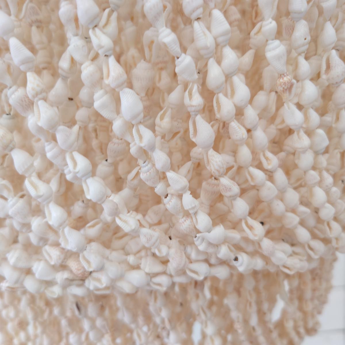 Lámpara colgante de conchas "Nora" D40 cm