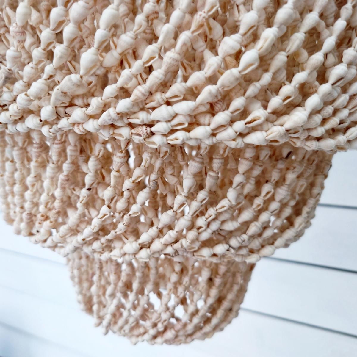 Lámpara colgante de conchas "Nora" D40 cm