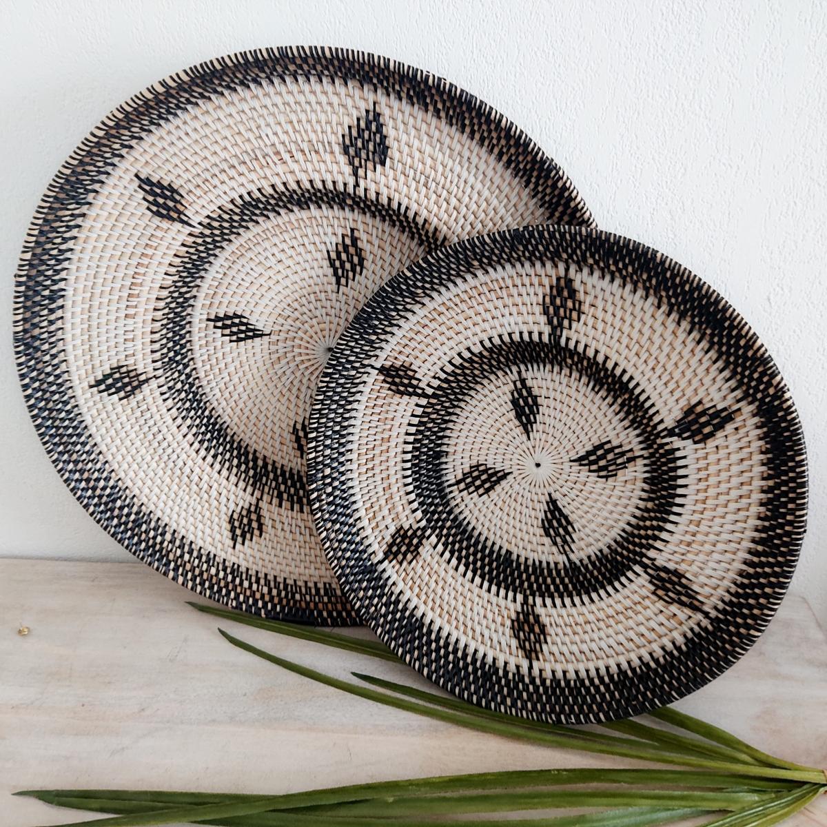 Rundes Rattantablett