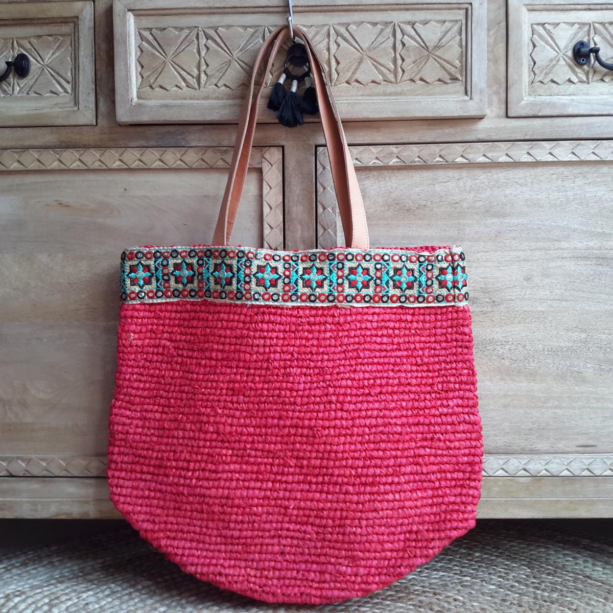 Borsa in rafia ricamata rossa - Collezione Franca