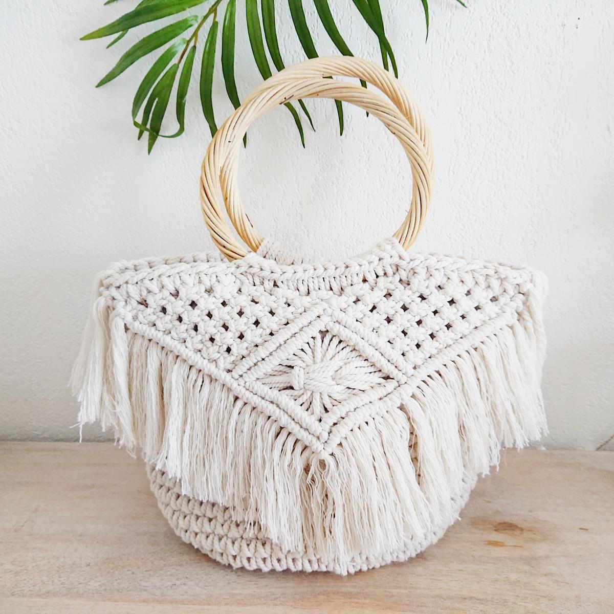 Weiße Häkeltasche – Luna Collection
