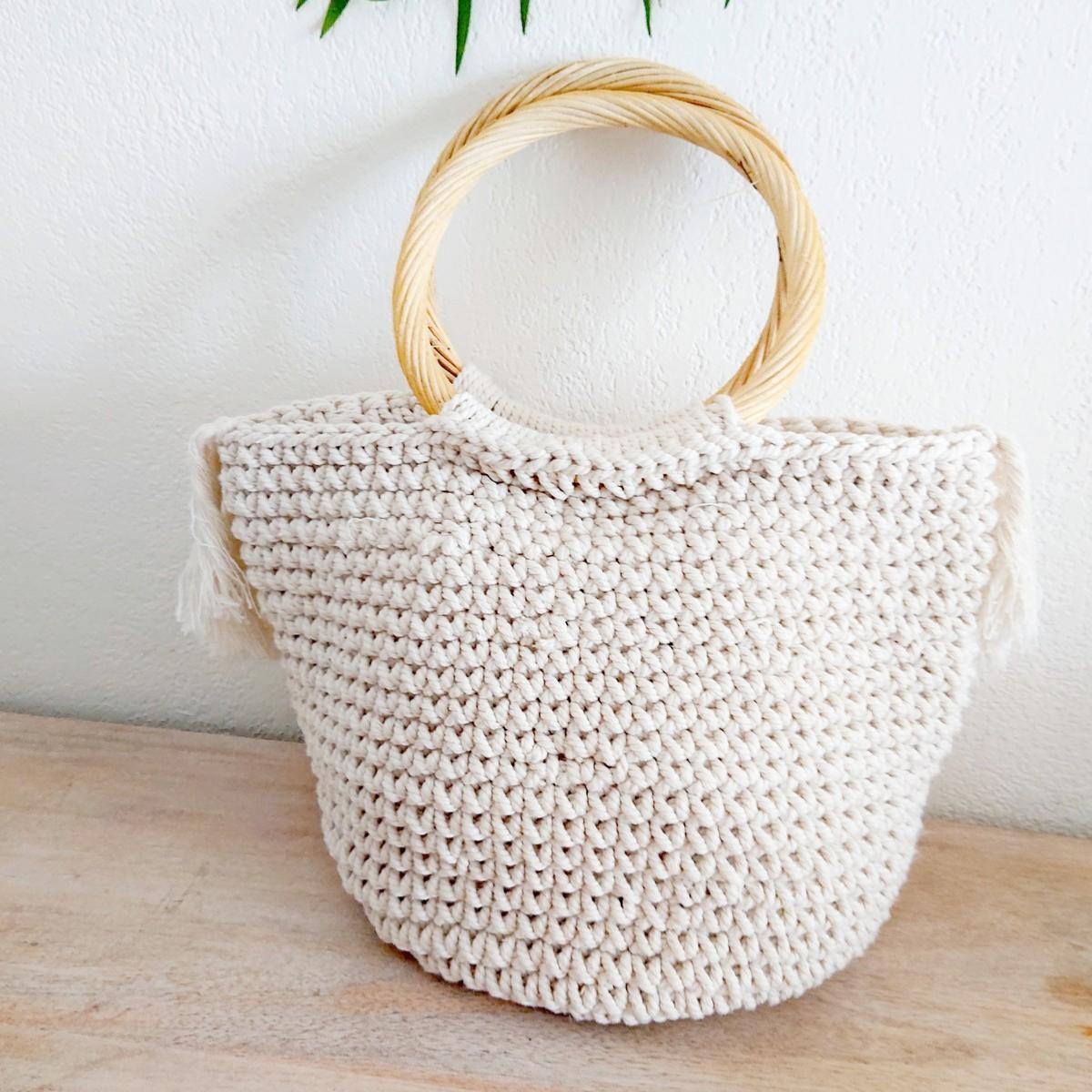 Weiße Häkeltasche – Luna Collection