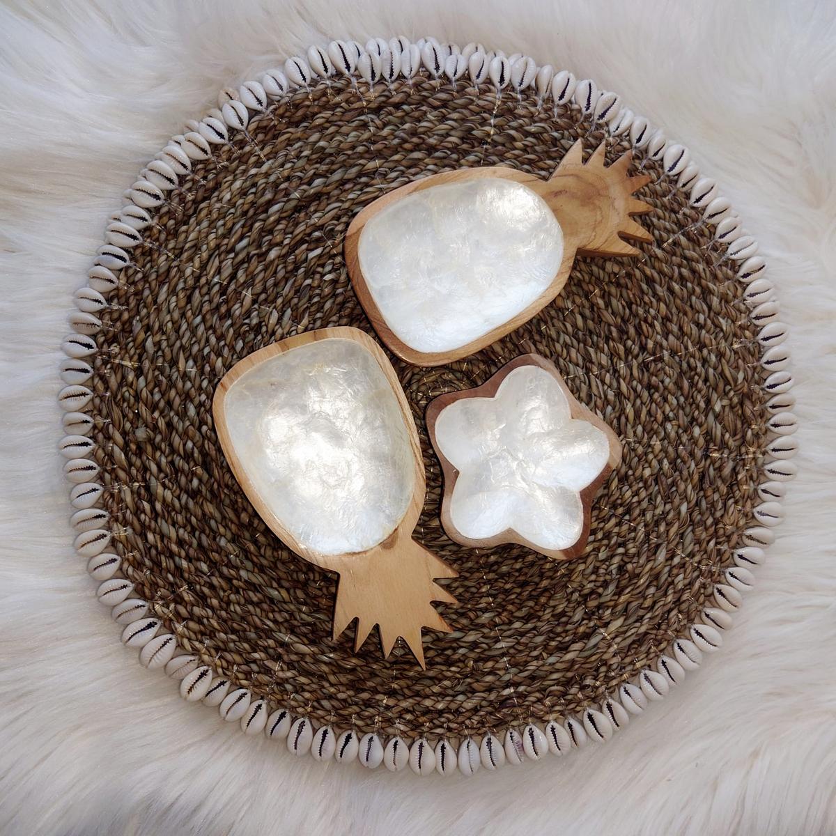 Sottopiatto Cara beige, conchiglie