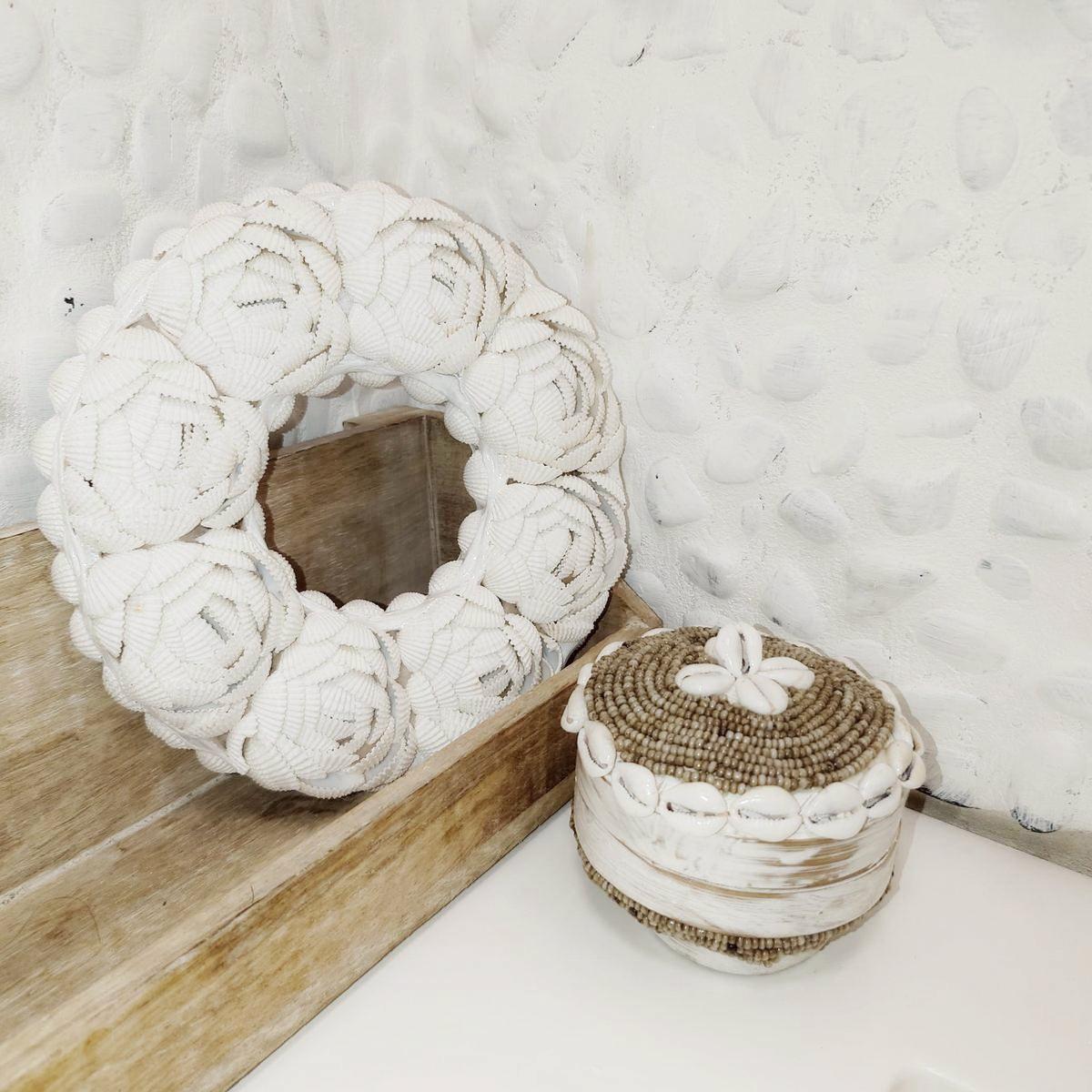 Scatola "Perla" in bambù e perle beige D 11cm 🌿🐚