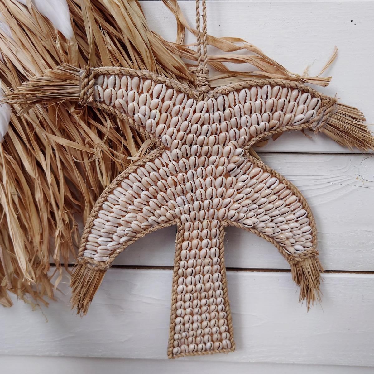 Wanddekoration „Palma“ aus Muscheln und Bast