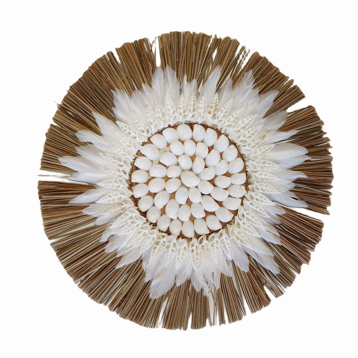 Decoración en Rafia, Plumas y Conchas