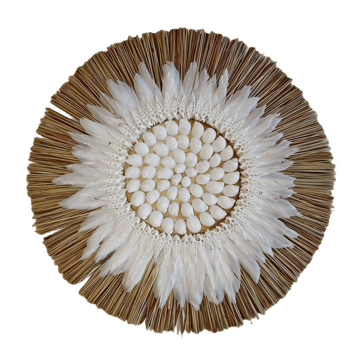 Decoración en Rafia, Plumas y Conchas