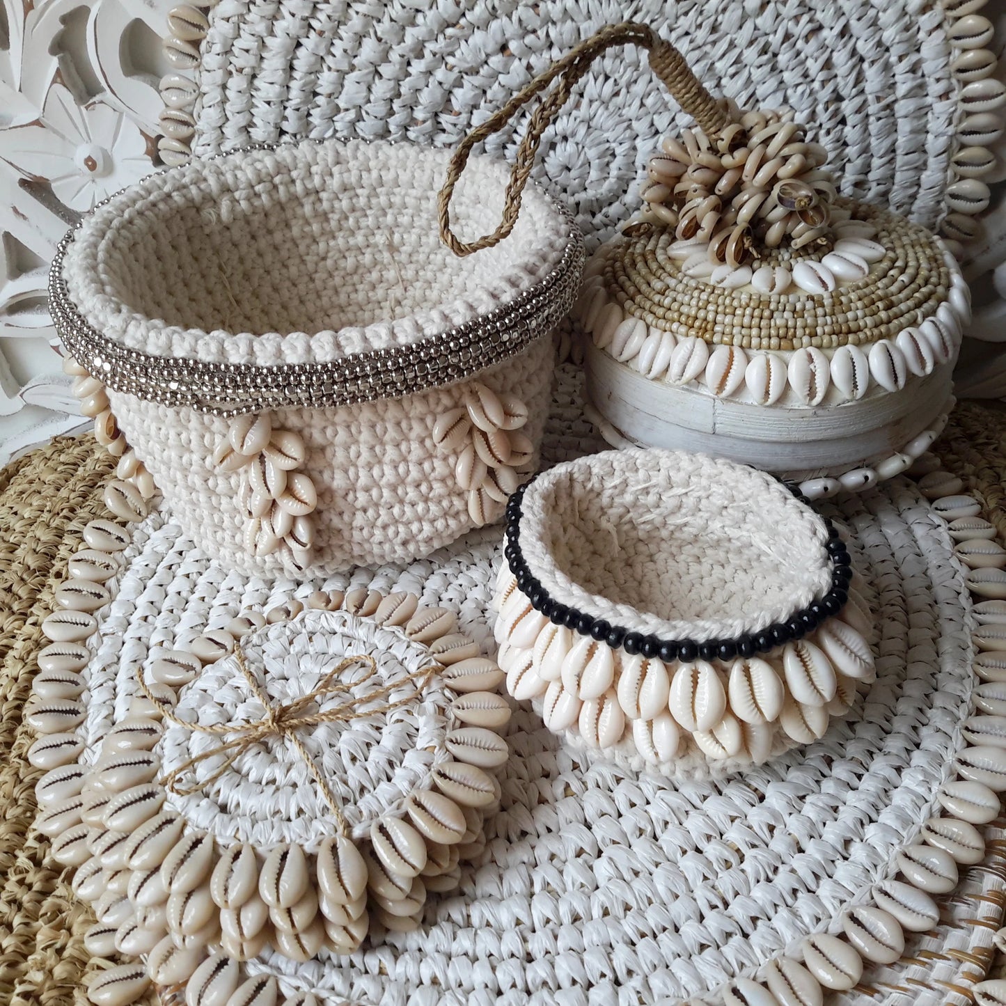 Panier en Crochet Cara, Blanc/Noir
