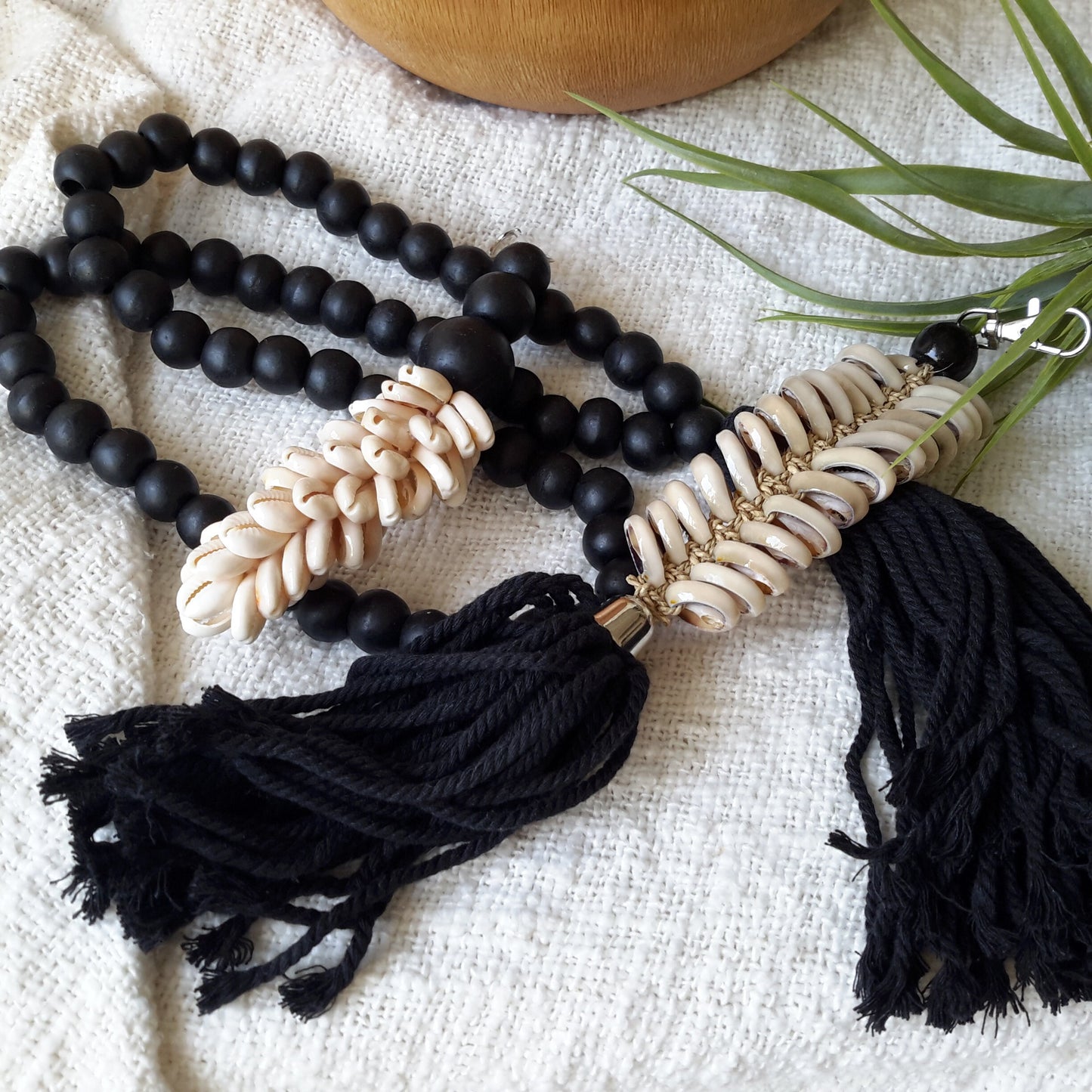 Guirnalda Perla de Madera Negra