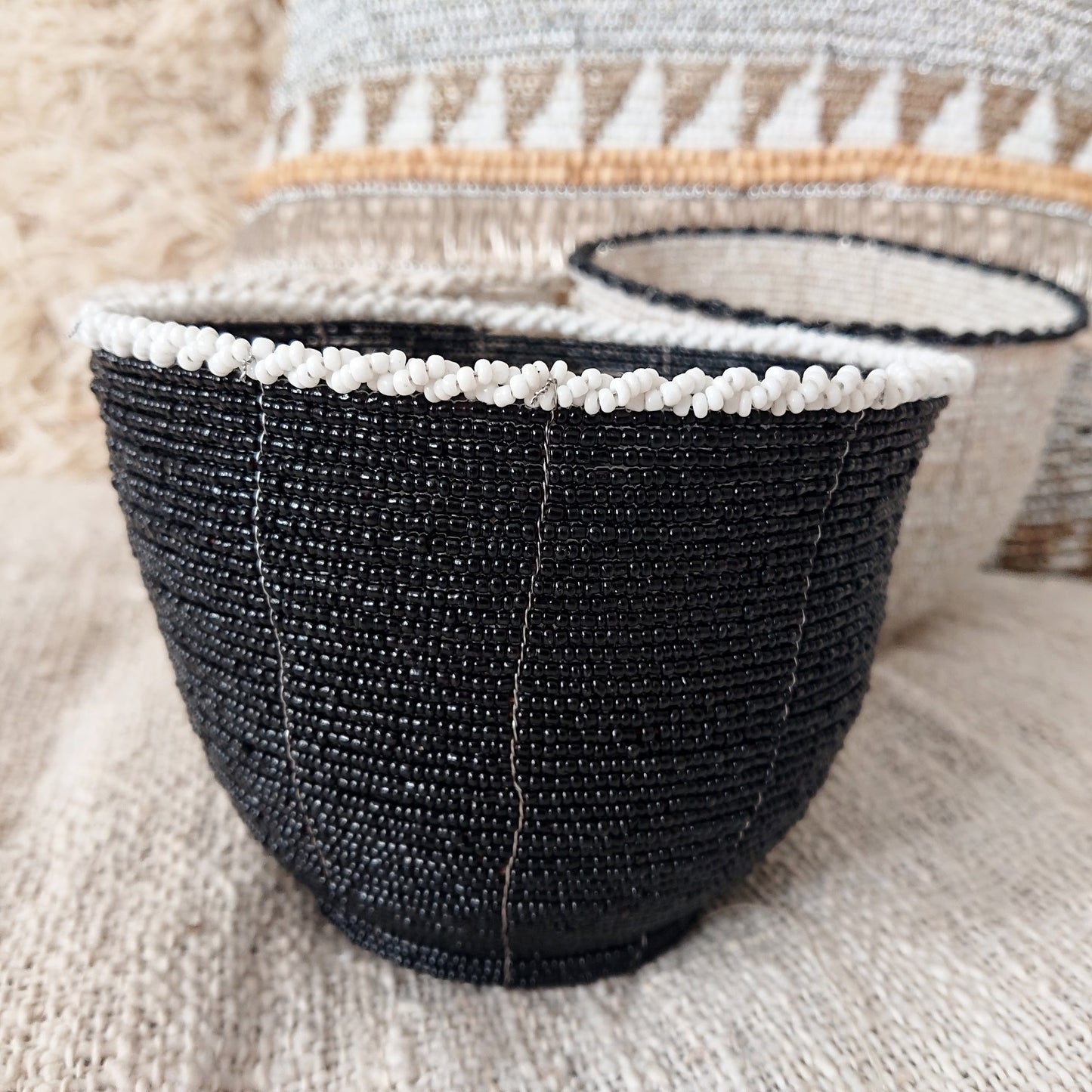 Petit Pot "Lyl" Noir/Blanc