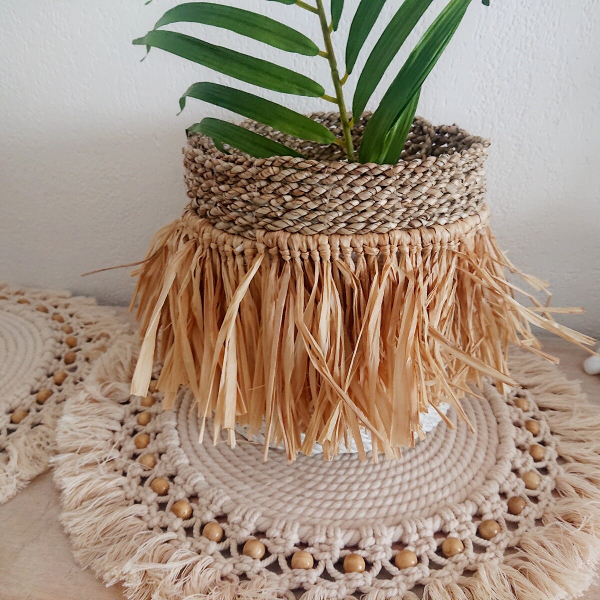 Panier Rond en Jonc de Mer avec Frange en Raphia
