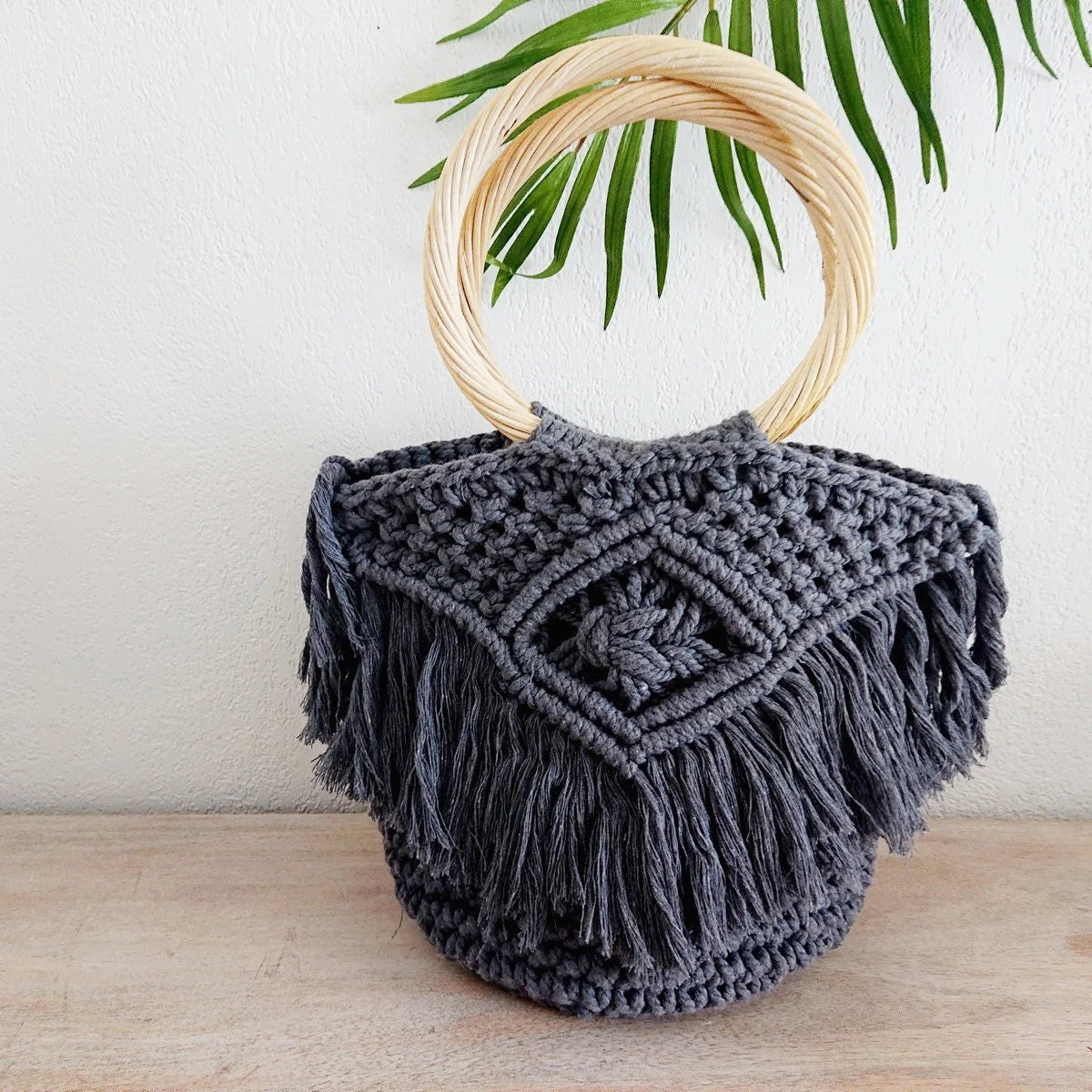 Graue Häkeltasche – Luna Collection