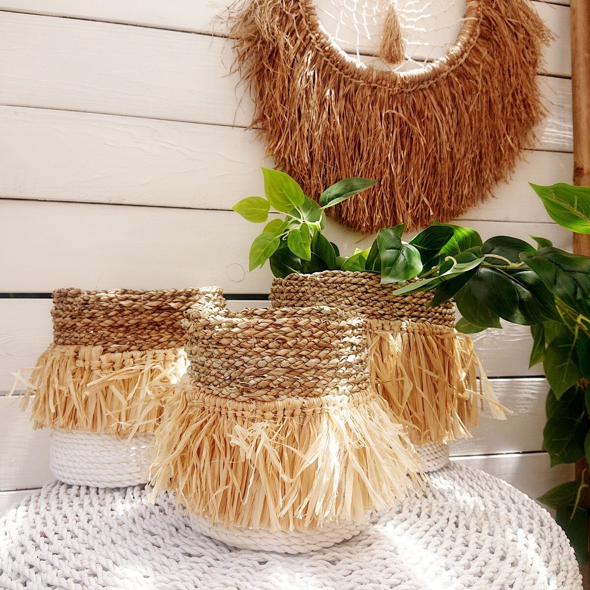 Panier Rond en Jonc de Mer avec Frange en Raphia