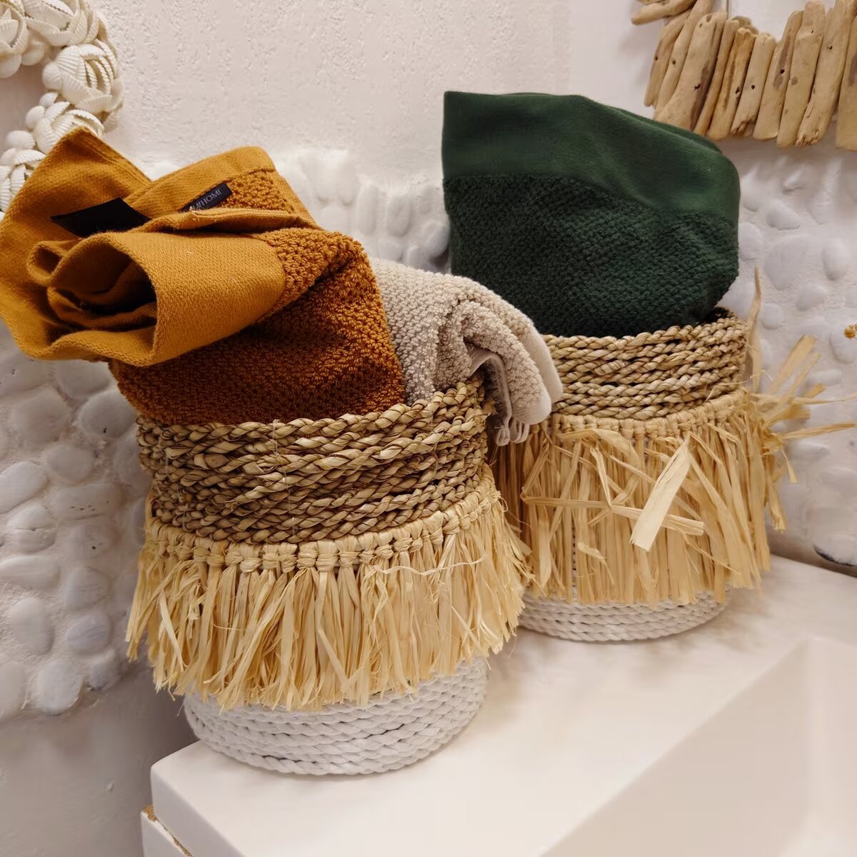 Panier Rond en Jonc de Mer avec Frange en Raphia
