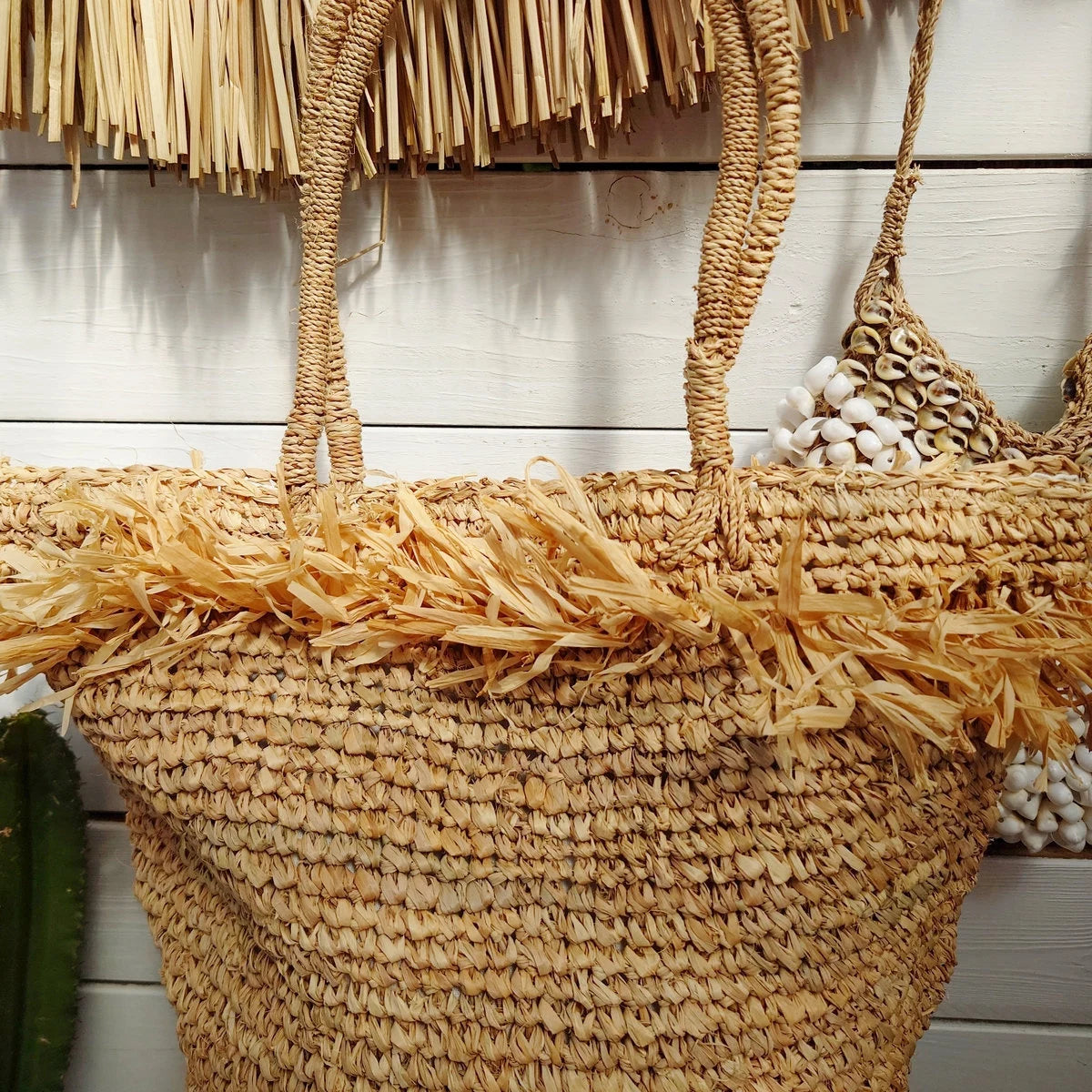 Borsa in rafia Zarra con frange