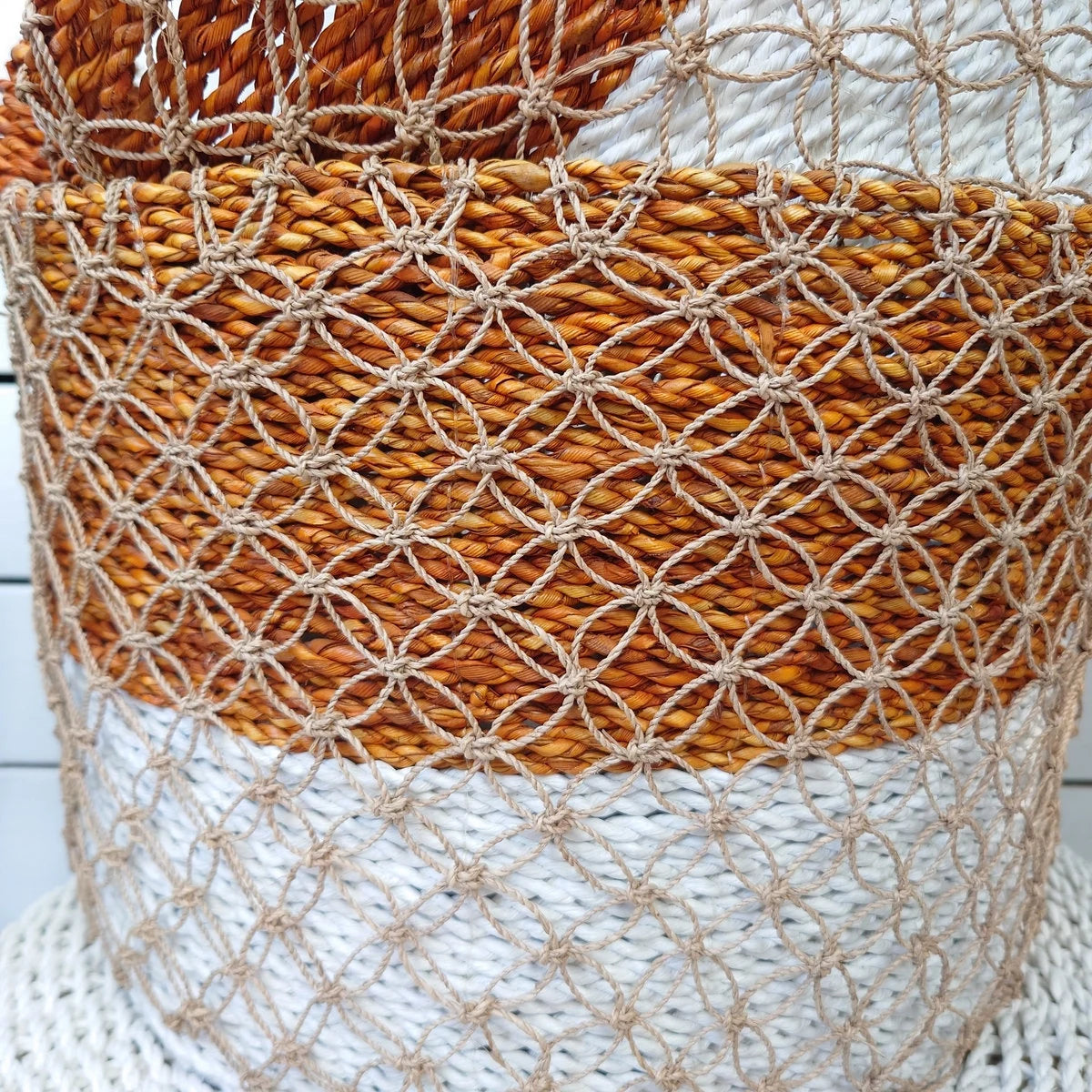 Paniers Ronds en Jonc de Mer Blanc/Roux