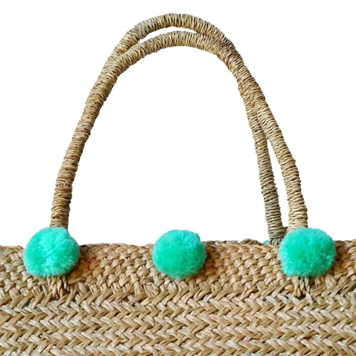 Türkisfarbener Strandkorb mit Pompoms – Bona-Kollektion