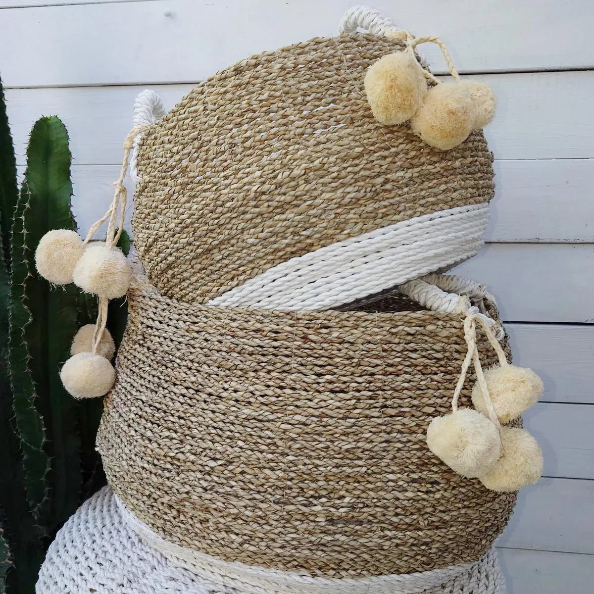 Panier rond en jonc de mer, Blanc/Beige