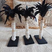 Statue en coquillages et plumes - L