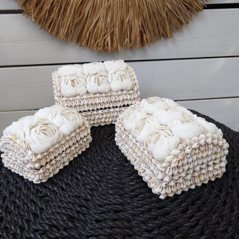 Lot Boîte à Pilule, Coquillage Serti Et Fleur Bleu Chapeau - Occasion Vintage - Idée Cadeau