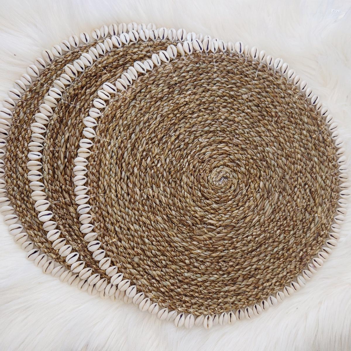 Sottopiatto Cara beige, conchiglie