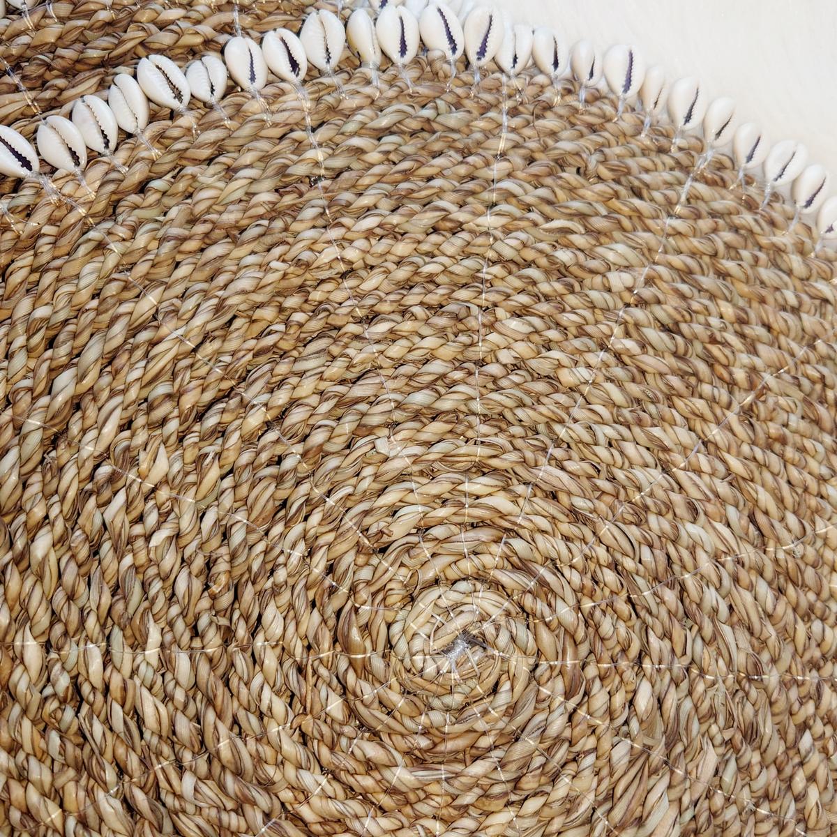 Sottopiatto Cara beige, conchiglie