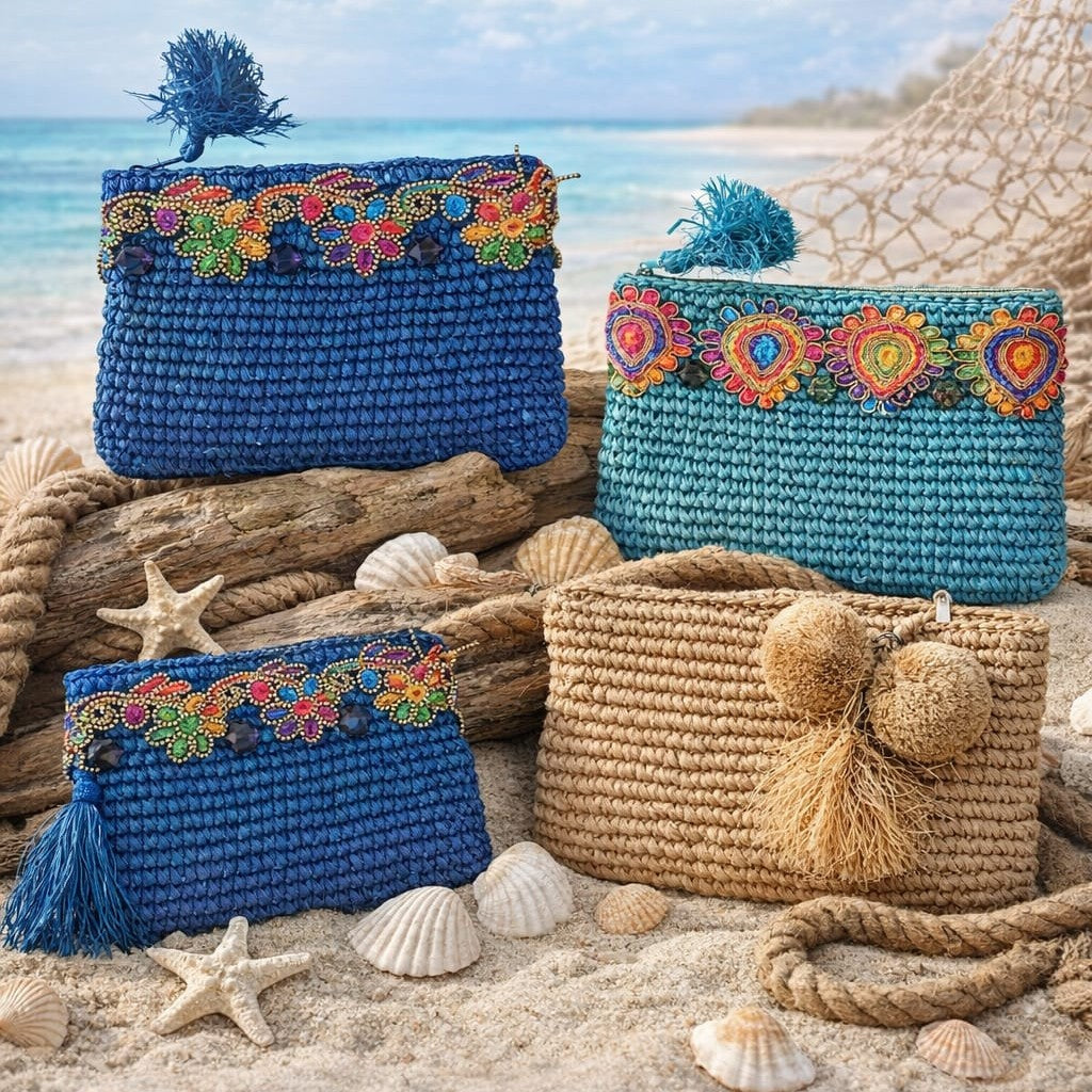 Pochette en Raphia Bleu avec Galon Multicolore – Collection Bona