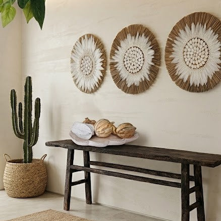 Décoration en Raphia, Plumes et Coquillages