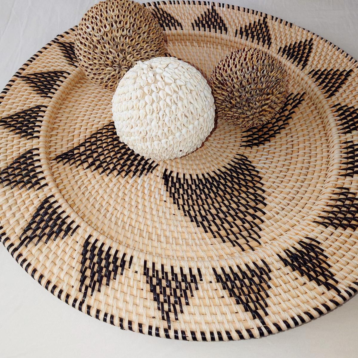 Rundes Rattantablett