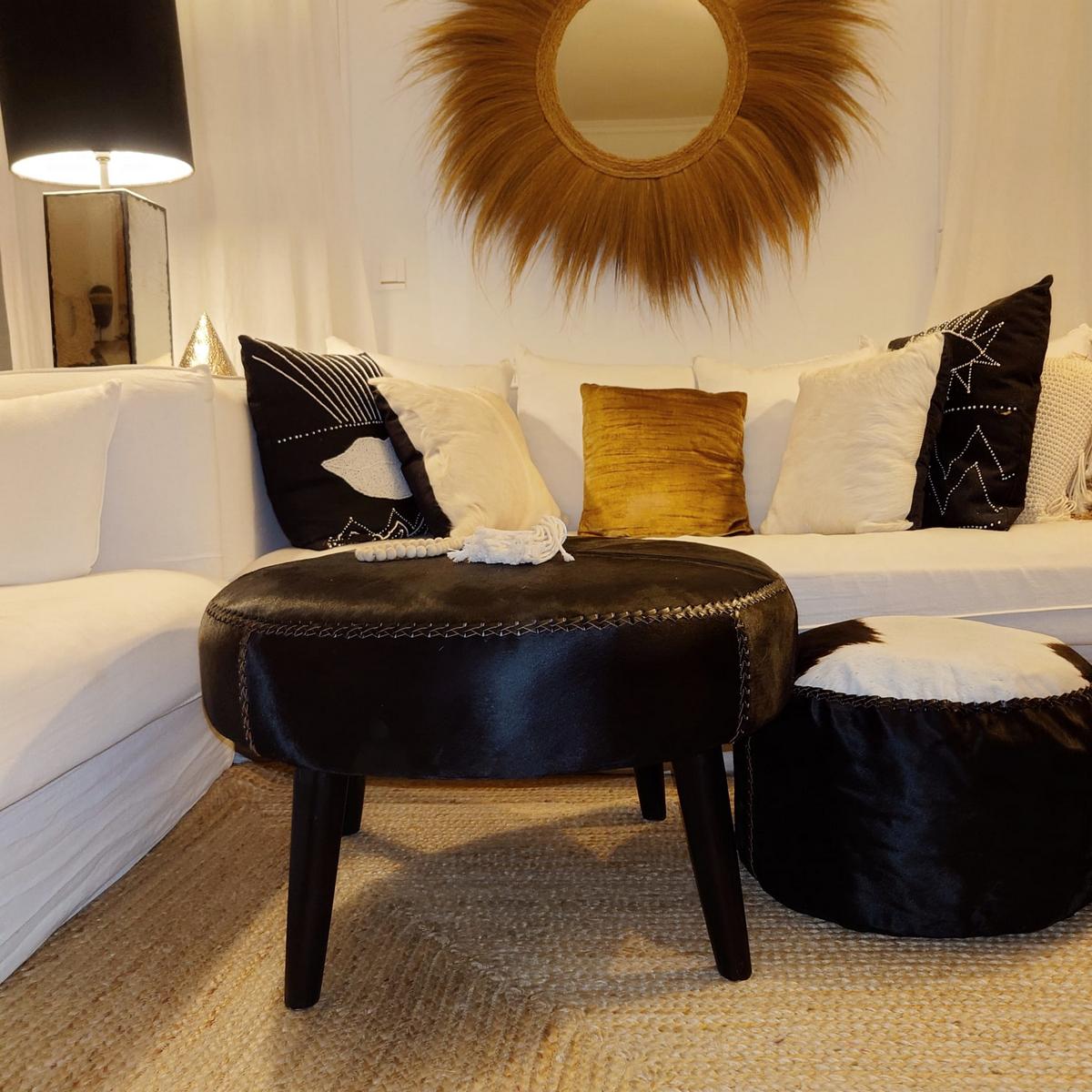 Table basse ronde en peau de vache